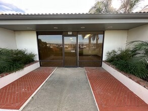 4820 Adohr Ln, Camarillo, CA for lease Building Photo- Image 2 of 14
