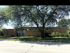 838 S Fisk St, Green Bay WI - Commercial Kitchen