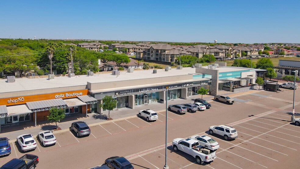 E Del Mar Blvd, Laredo, TX 78045 Shoppes at Winfield