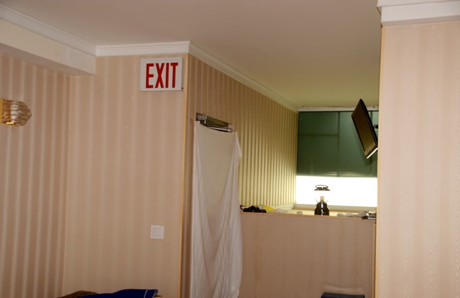 384 Neptune Ave, Brooklyn, NY for sale - Building Photo - Image 1 of 1