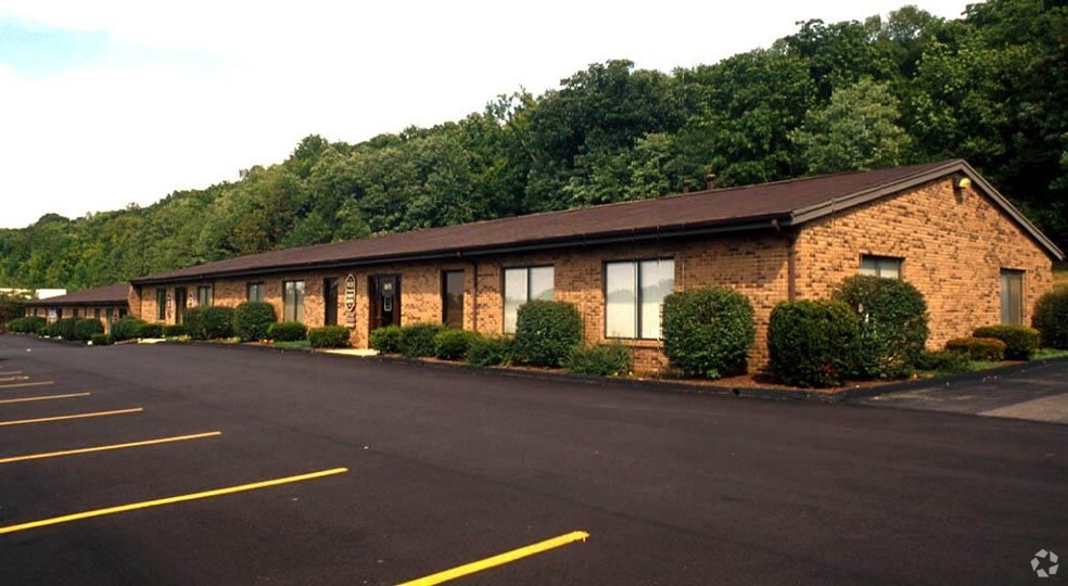 10671-10800 McSwain Dr, Sharonville, OH for lease - Building Photo - Image 2 of 7