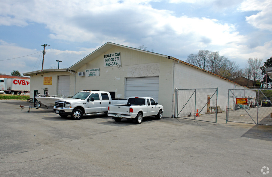 127 E Broadway Blvd, Jefferson City, TN for sale - Building Photo - Image 2 of 5