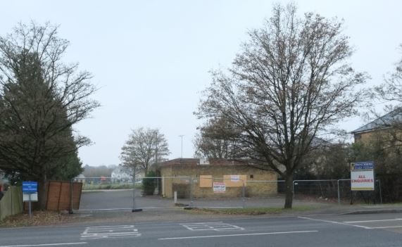 Bagshot Rd, Woking for sale - Primary Photo - Image 1 of 1