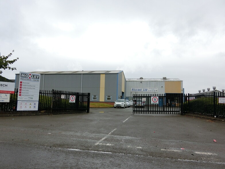 Unit 1-6 Moxley Industrial Estate portfolio of 2 properties for sale on LoopNet.com - Building Photo - Image 1 of 7