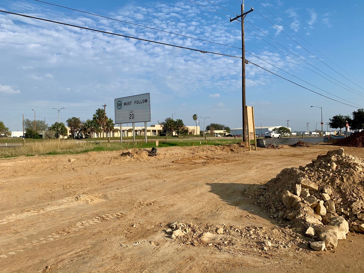 12606 Mines Rd, Laredo, TX 78045