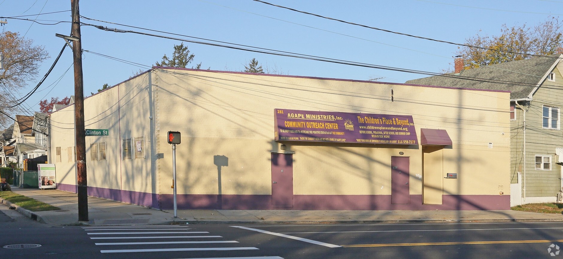 281 Clinton St, Hempstead, NY 11550