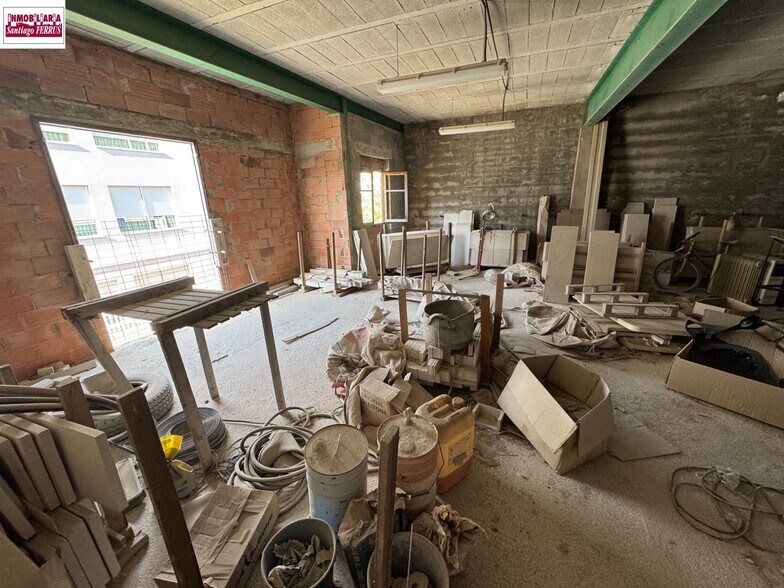 Industrial in València, Valencia for sale - Building Photo - Image 3 of 7