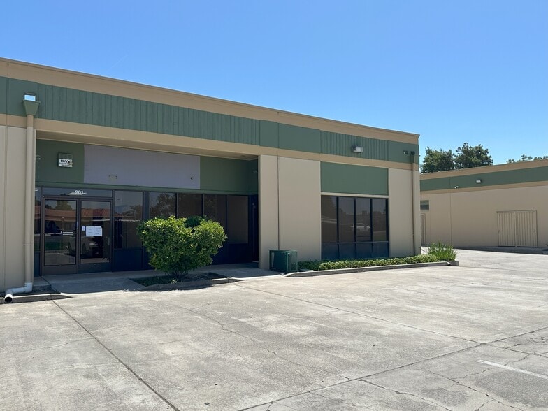 7746 Lorraine Ave, Stockton, CA for sale - Building Photo - Image 3 of 25