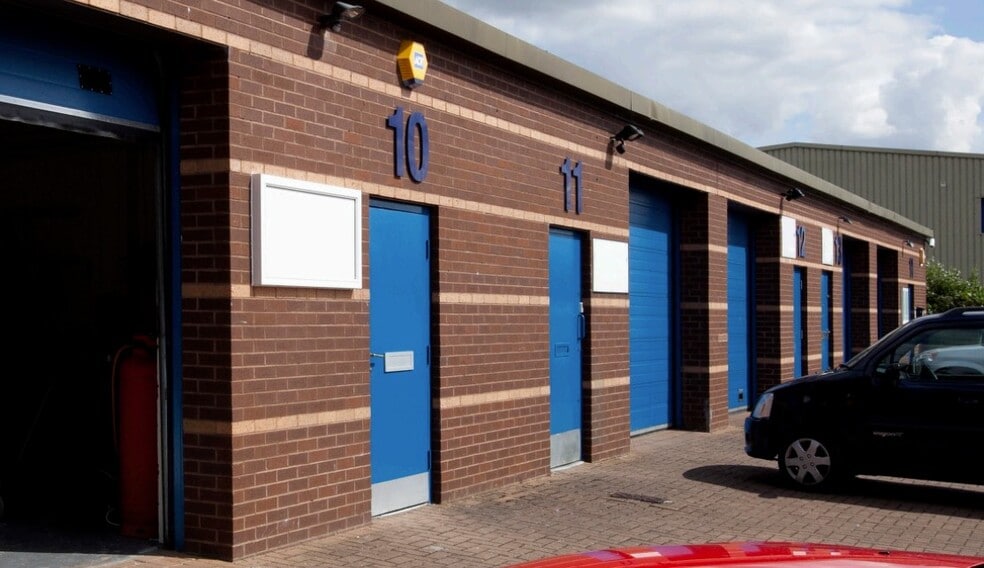 Wellington Rd, Alcester for lease - Building Photo - Image 1 of 2