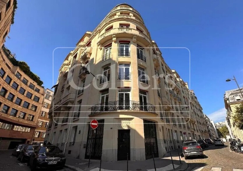 4 B Rue Lord Byron, Paris for lease - Building Photo - Image 1 of 5