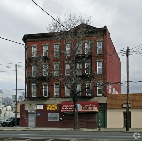 3015 Atlantic Ave, Brooklyn, NY 11208