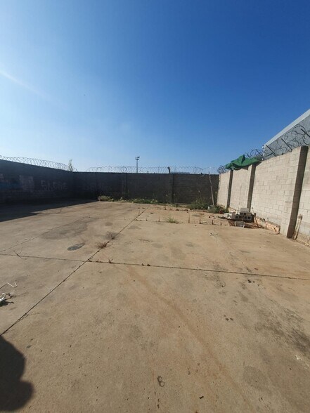 Industrial in SEVILLA, Sevilla for sale - Building Photo - Image 2 of 8
