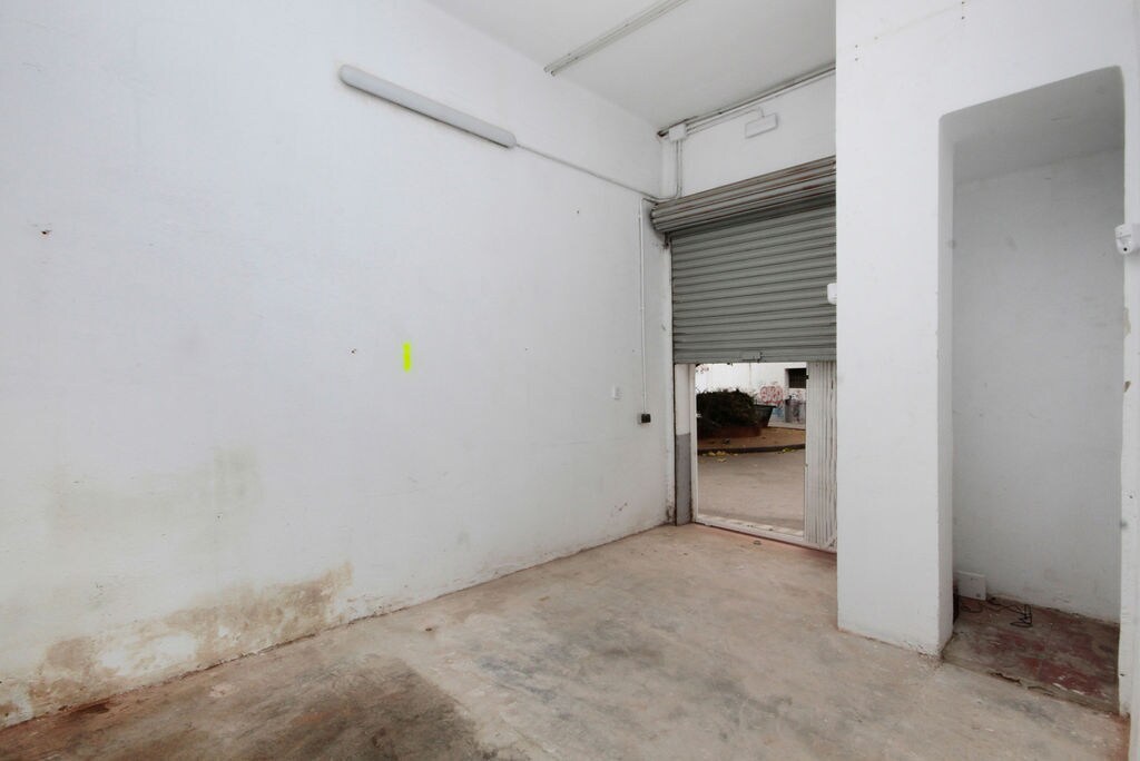 Ripollet, BAR 08291 -  -  - Interior Photo - Image 1 of 5