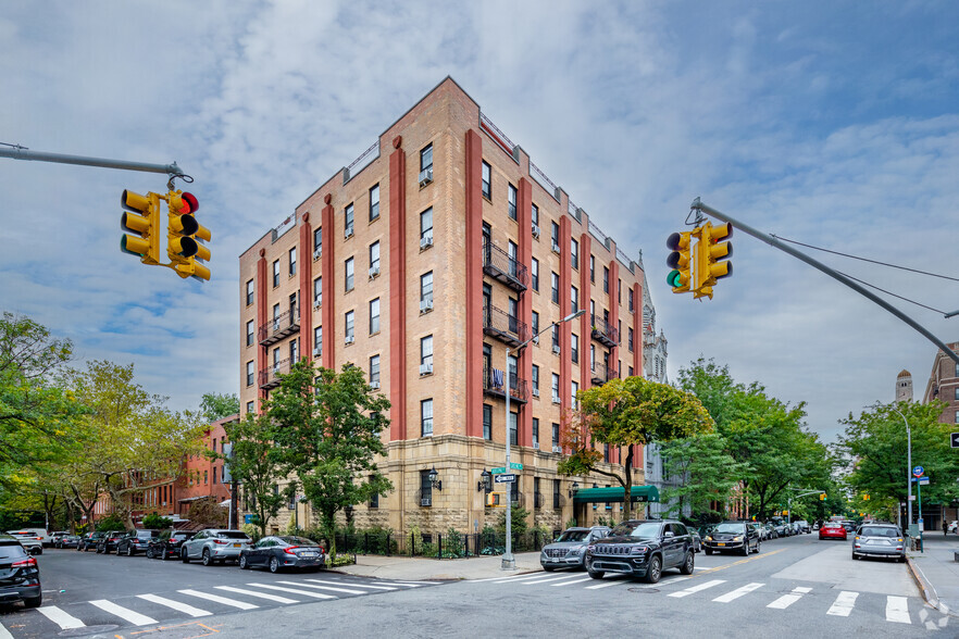 50 Greene Ave, Brooklyn, NY for sale - Primary Photo - Image 1 of 11