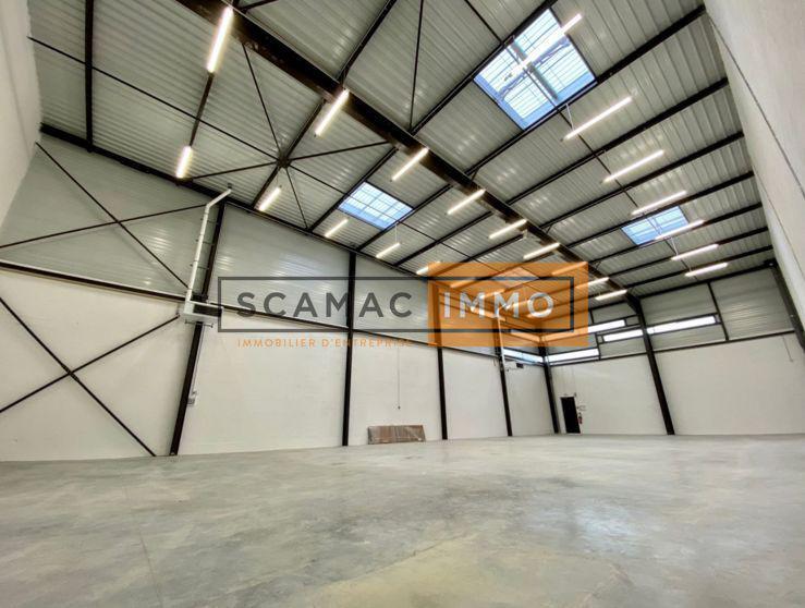 Industrial in Collégien for lease - Building Photo - Image 1 of 4