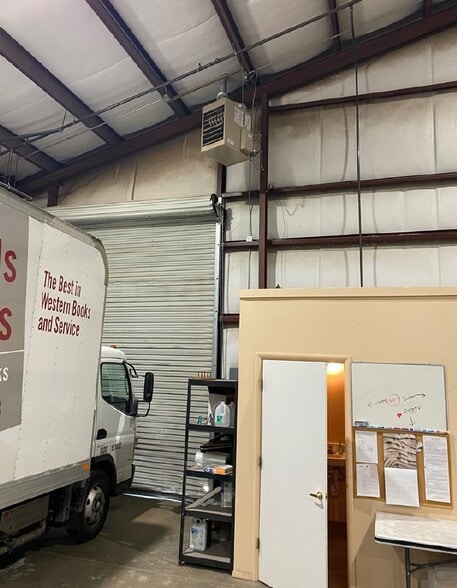 3748 N Eagle Mountain Dr, Flagstaff, AZ for lease - Building Photo - Image 2 of 6