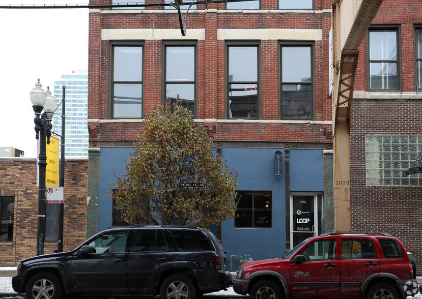 660 W Lake St, Chicago, IL for lease - Building Photo - Image 1 of 3