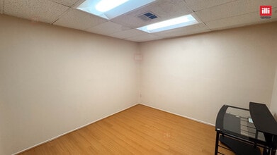 6742 Van Nuys Blvd, Van Nuys, CA for lease Interior Photo- Image 2 of 2