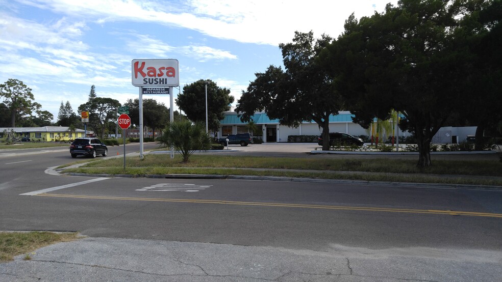 4195 N Tamiami Trl, Sarasota, FL for sale - Building Photo - Image 1 of 26