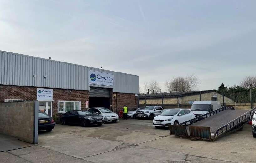 Station Approach, Waltham Cross for sale - Primary Photo - Image 1 of 1