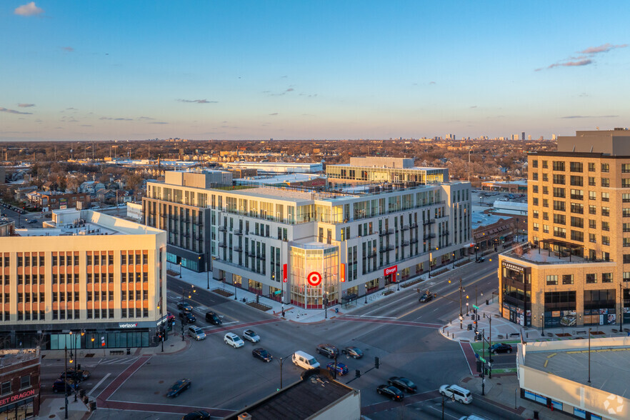 4715 W Irving Park Rd, Chicago, IL for lease - Aerial - Image 1 of 9