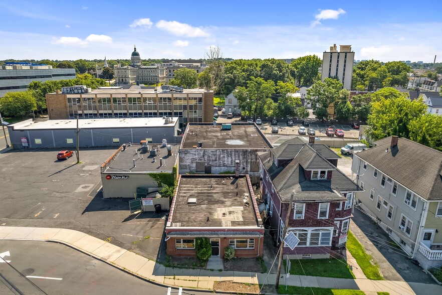 14 S State St, Hackensack, NJ for lease - Building Photo - Image 1 of 31