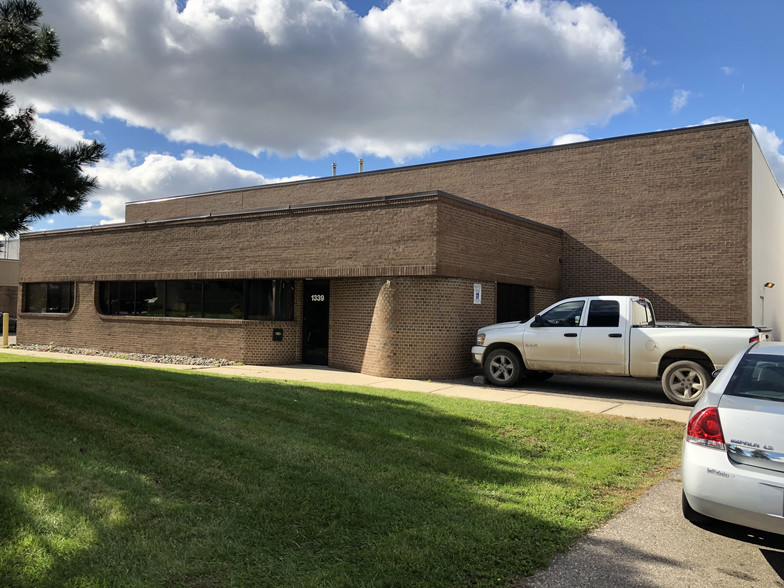 1339 Combermere Dr, Troy, MI for sale - Building Photo - Image 1 of 1