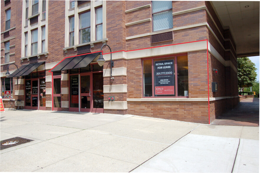 205 Hudson St, Hoboken, NJ for lease - Building Photo - Image 2 of 45