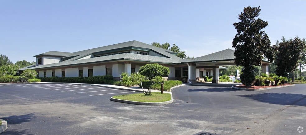 404 NW Hall of Fame Dr, Lake City, FL for lease - Primary Photo - Image 1 of 13