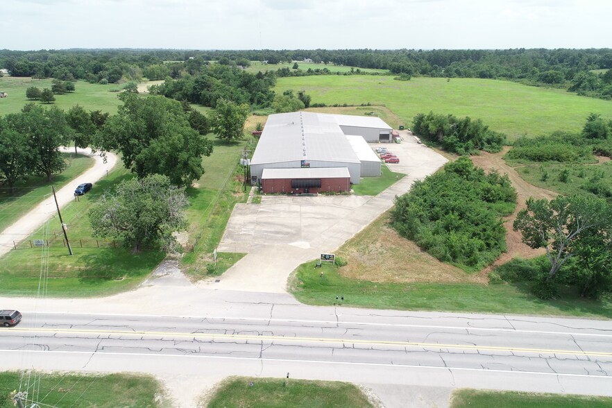 21973 Highway 105, Montgomery, TX for lease - Building Photo - Image 2 of 6