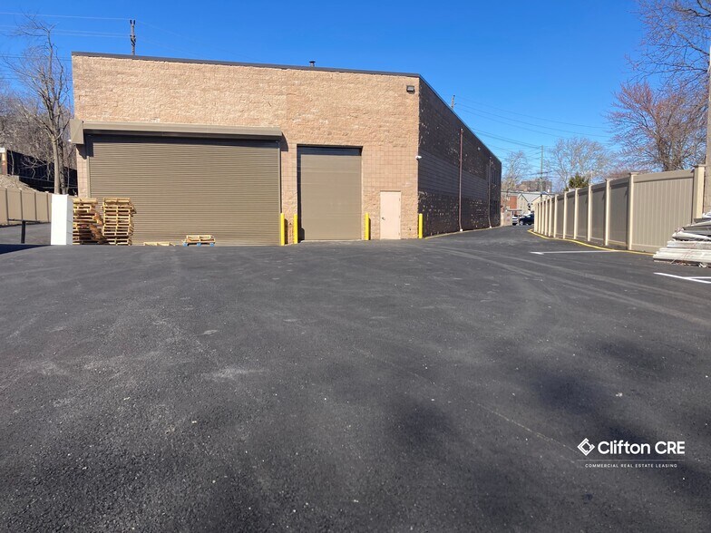 147 Central Ave, Hackensack, NJ for sale - Building Photo - Image 1 of 1