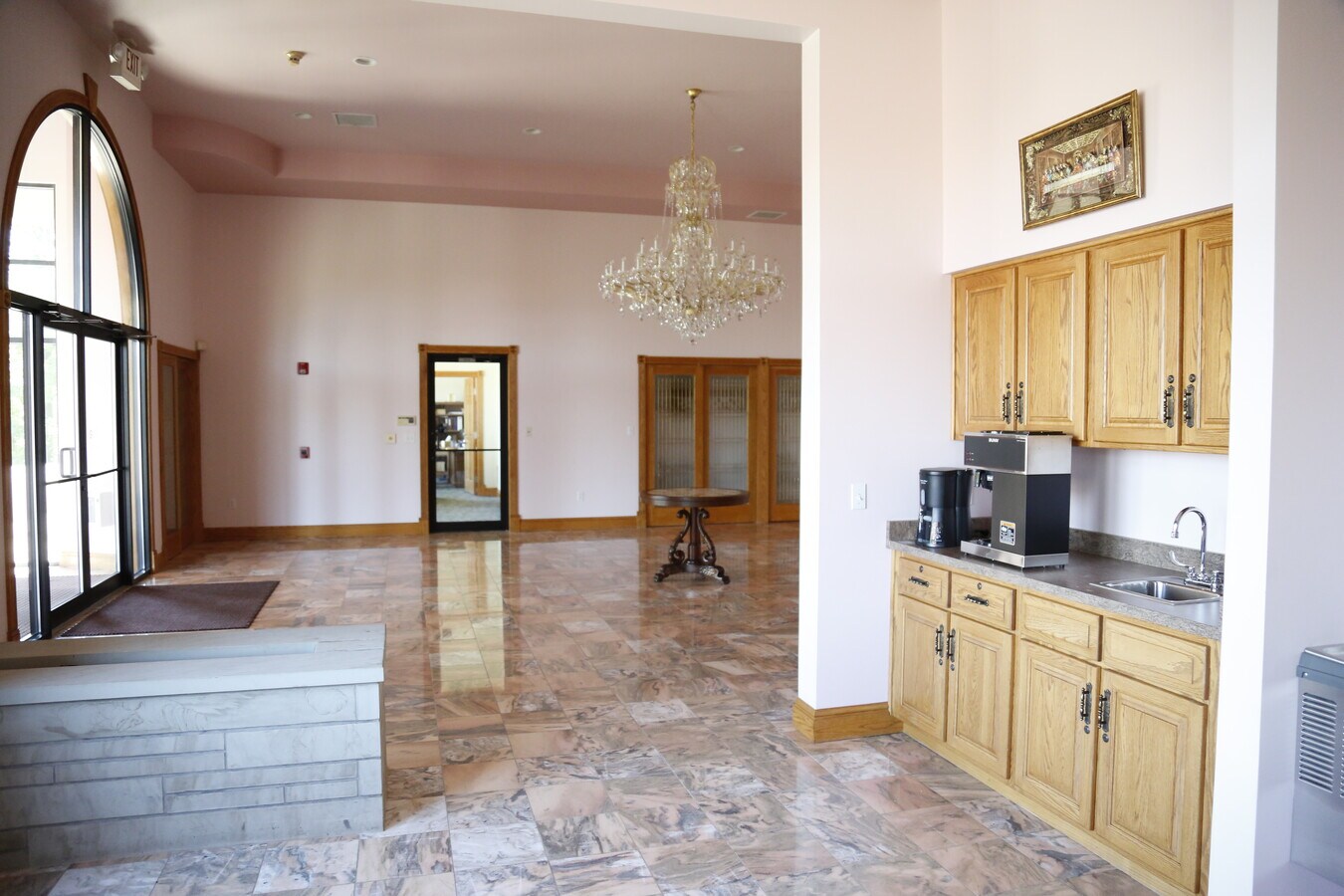 680 Cherry Tree Ln, Uniontown, PA 15401