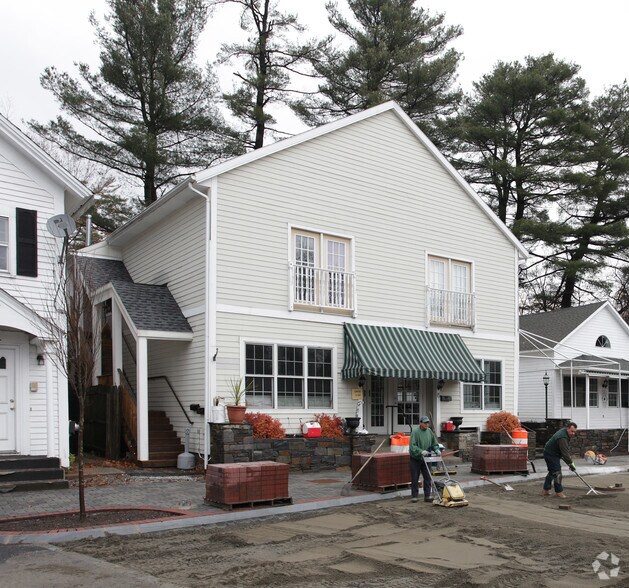 15 Franklin St, Lenox, MA for lease - Building Photo - Image 2 of 35
