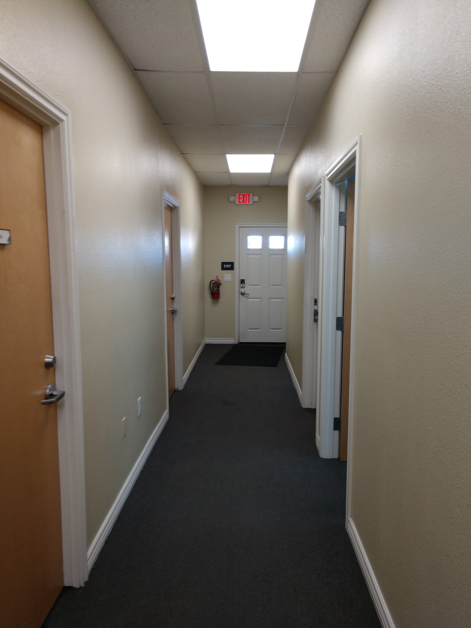 3323 S Fairway St, Visalia, CA for sale Interior Photo- Image 1 of 1