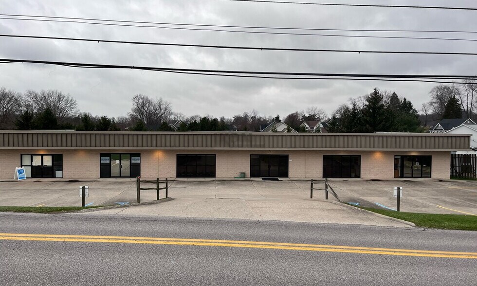 3006 Mount Vernon Rd, Hurricane, WV for lease - Building Photo - Image 2 of 13