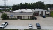 5475-5480 NW Beaver Dr, Johnston IA - Warehouse