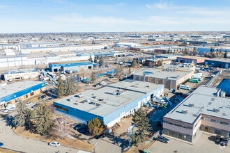 5920 35th St SE, Calgary, AB - AERIAL map view