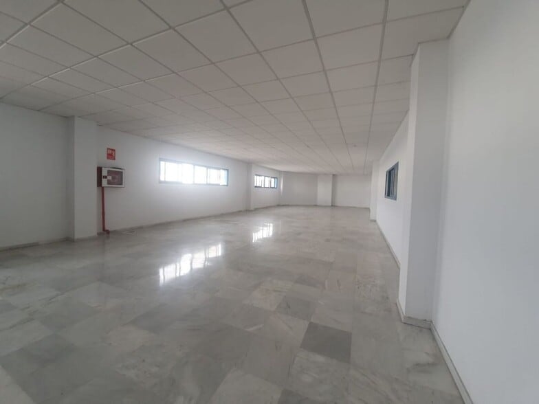 Palillos Dieciocho, Alcala de Guadaira, Polígonos, SEVILLA, Sevilla for lease - Building Photo - Image 2 of 8