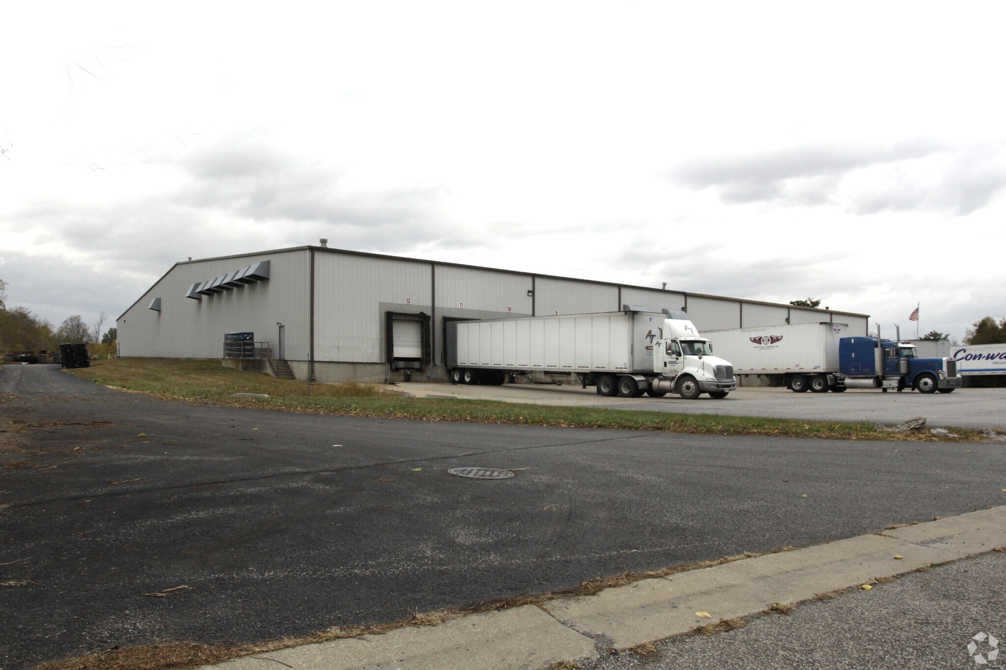 100 Quality Ct, Charlestown, IN for sale Primary Photo- Image 1 of 1