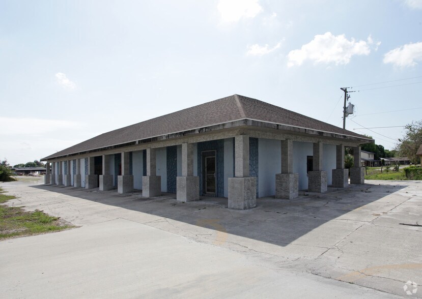 2054 Hwy 70 W, Okeechobee, FL for sale - Primary Photo - Image 1 of 1