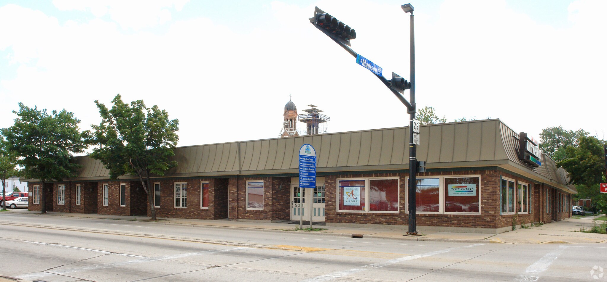500-512 E Walnut St, Green Bay, WI for sale Building Photo- Image 1 of 1