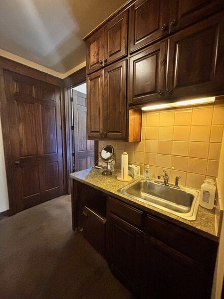 4701 Williams Dr, Georgetown, TX for lease - Building Photo - Image 3 of 4