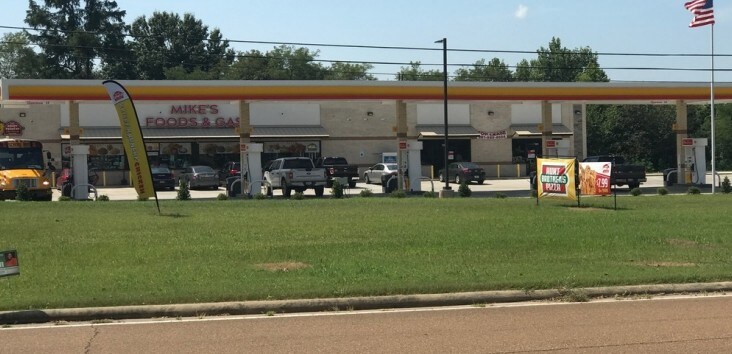 7011 Goodman Rd, Walls, MS for sale - Primary Photo - Image 1 of 1