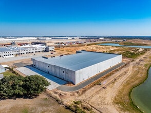 00 Woods Rd, Brookshire, TX for lease Interior Photo- Image 2 of 8