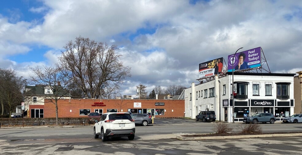 746 Monroe Ave, Rochester, NY for sale - Building Photo - Image 2 of 7