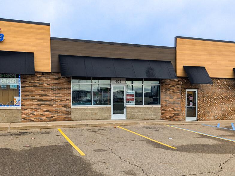 401-407 N Clippert St, Lansing, MI for lease - Building Photo - Image 2 of 5