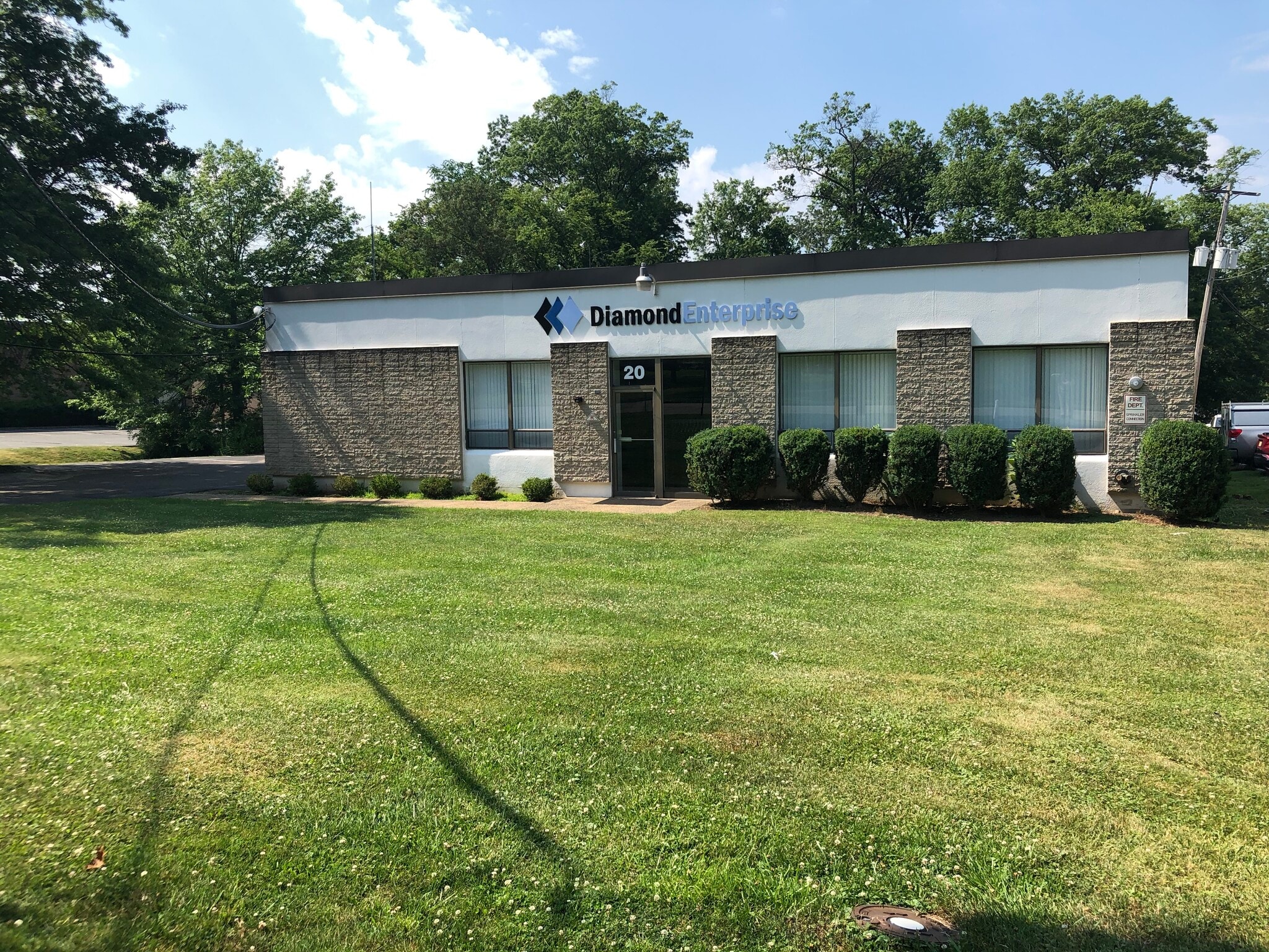 20 Locust Ave, Berkeley Heights, NJ for sale Building Photo- Image 1 of 1