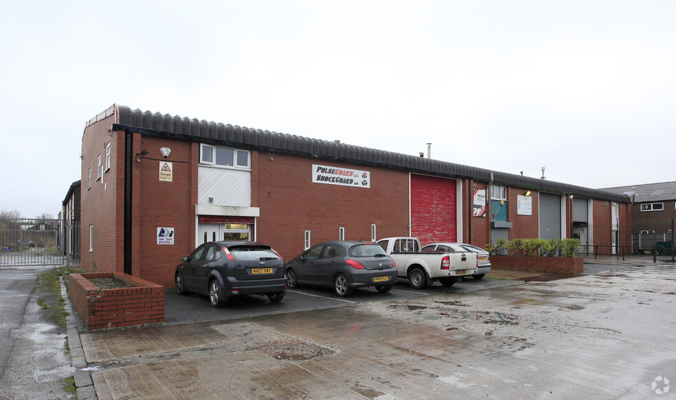 Greg St, Stockport for lease - Primary Photo - Image 1 of 2