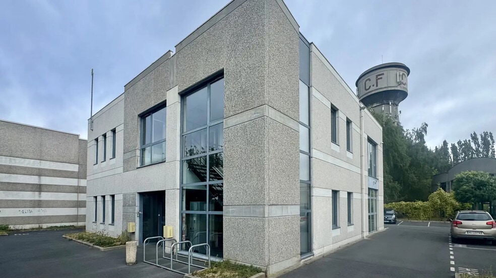 Office in Marcq-en-Baroeul for lease - Building Photo - Image 2 of 9