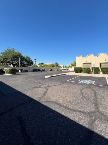 3933 E Edna Ave, Phoenix, AZ for lease - Building Photo - Image 2 of 18